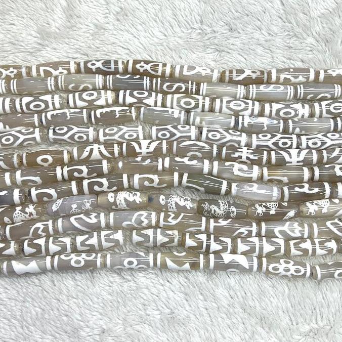 30mm White Tibentan 12 Pattern - Jewelry Making Store 评论和价格