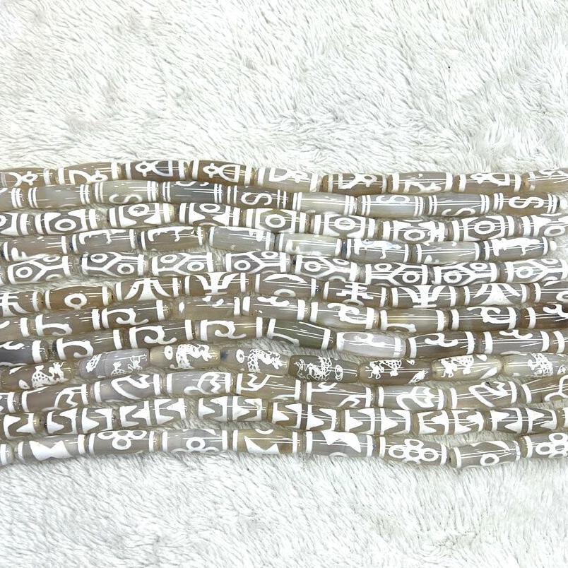 30mm White Tibentan 12 Pattern - Jewelry Making Store 评论和价格